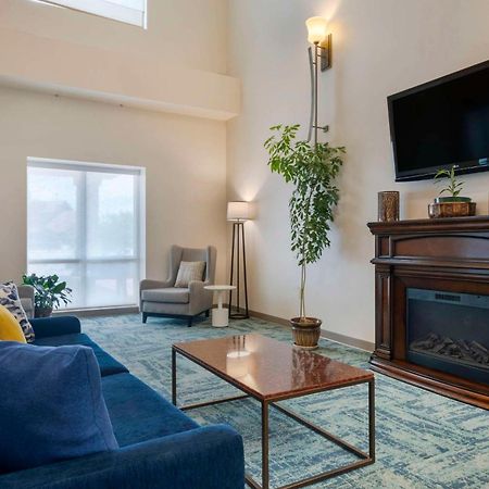 Comfort Suites Conference Center Rapid City Luaran gambar