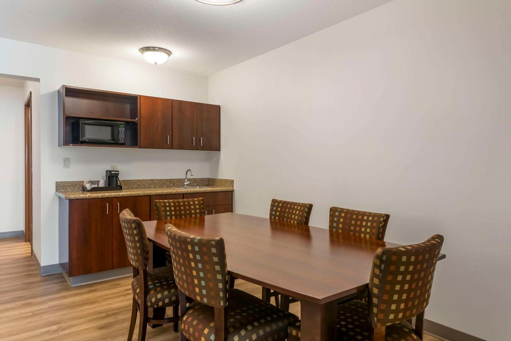Comfort Suites Conference Center Rapid City Luaran gambar